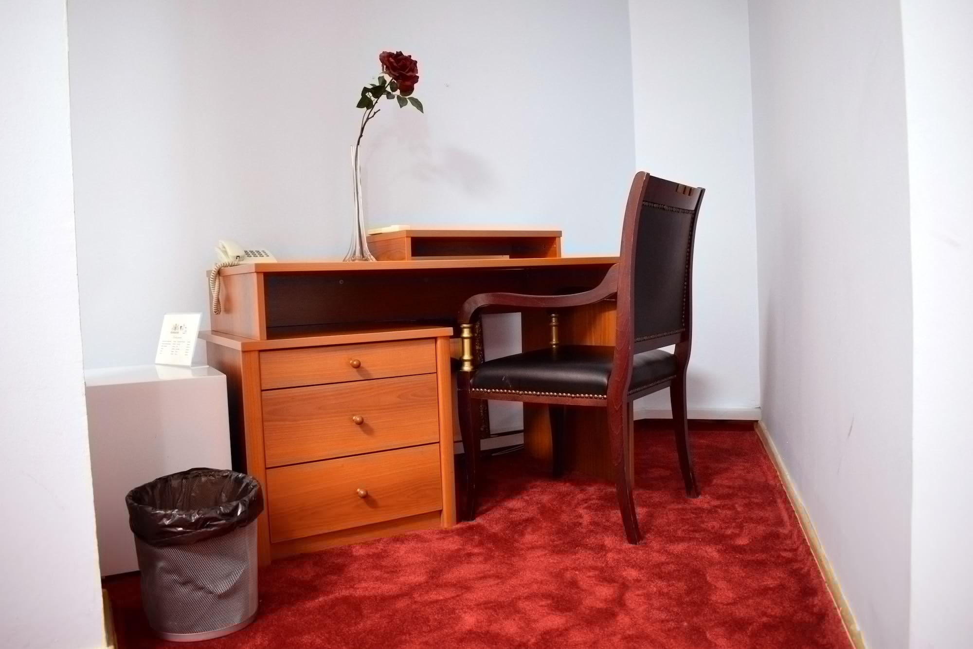 Hotel Aristocrat & Fish Restaurant Skopje Luaran gambar