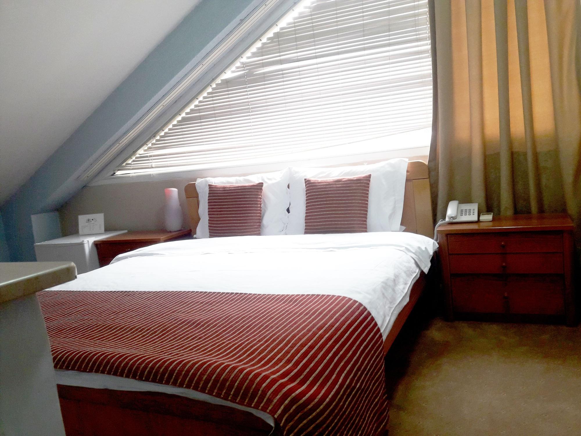 Hotel Aristocrat & Fish Restaurant Skopje Luaran gambar