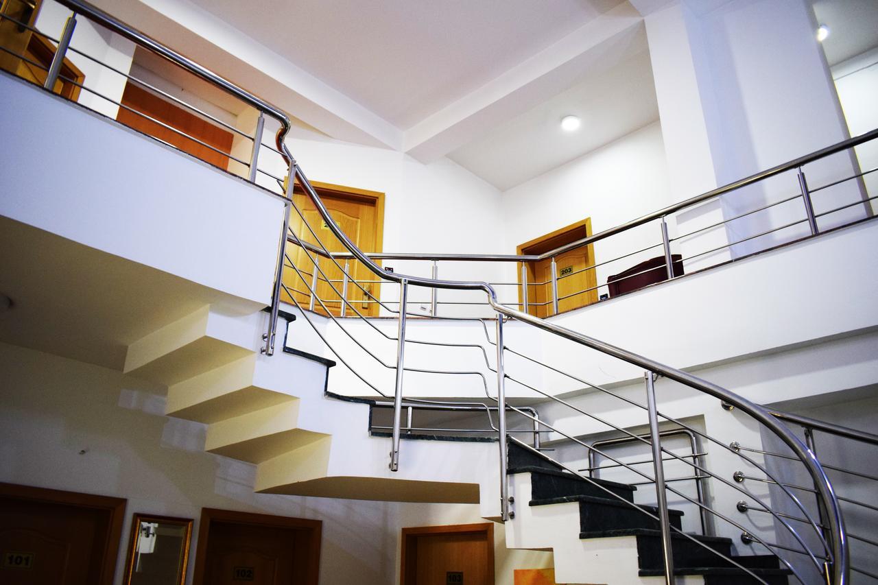 Hotel Aristocrat & Fish Restaurant Skopje Luaran gambar